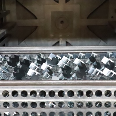 lavaggio metalli lucidati